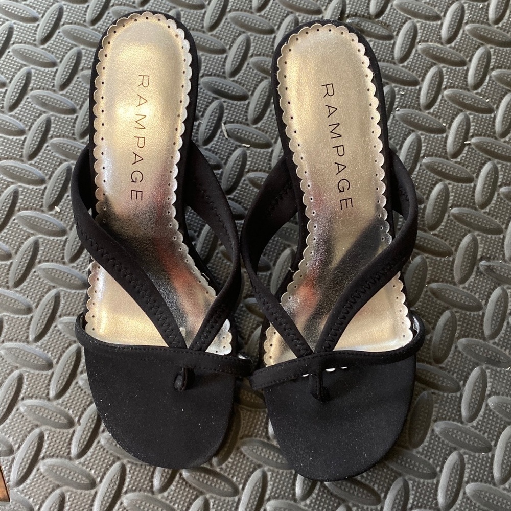 Rampage Madyson Black Slip-on Strappy Sandals Size 7